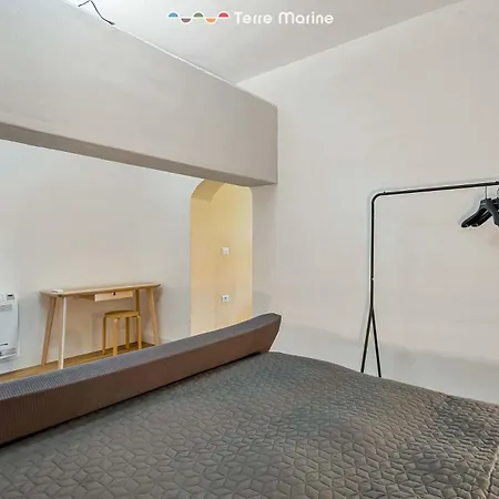 Twilight, Terre Marine *