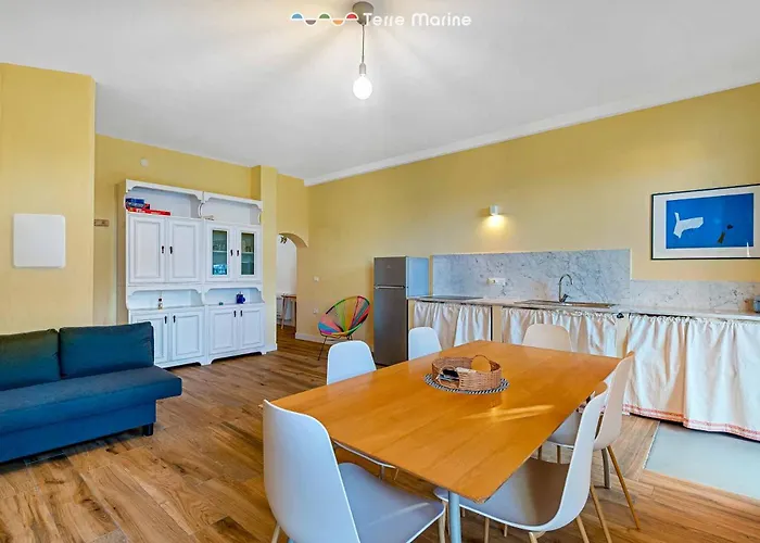 Twilight, Terre Marine Apartamento