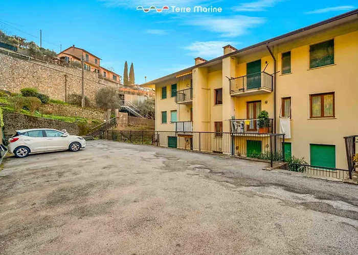 Twilight, Terre Marine *